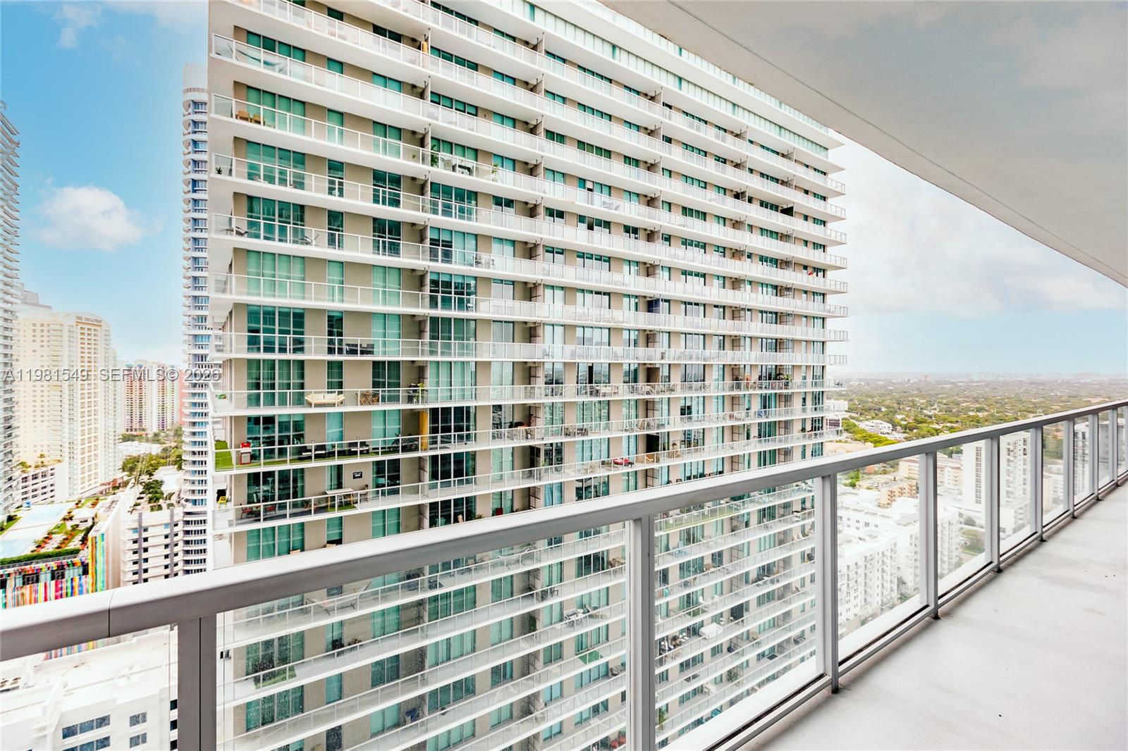 THE AXIS ON BRICKELL II C - Residential