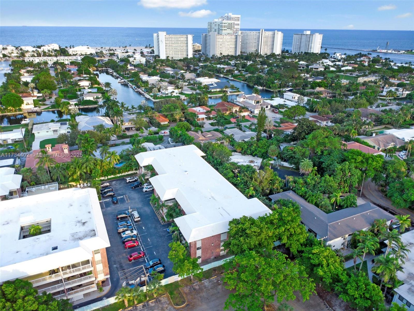Property for Sale at 2424 Se 17th Causeway 207B, Fort Lauderdale, Broward County, Florida - Bedrooms: 1 
Bathrooms: 1  - $190,000