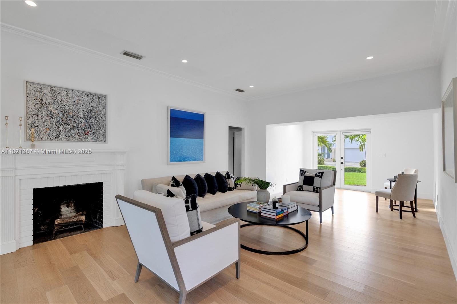 7431 Coquina Dr