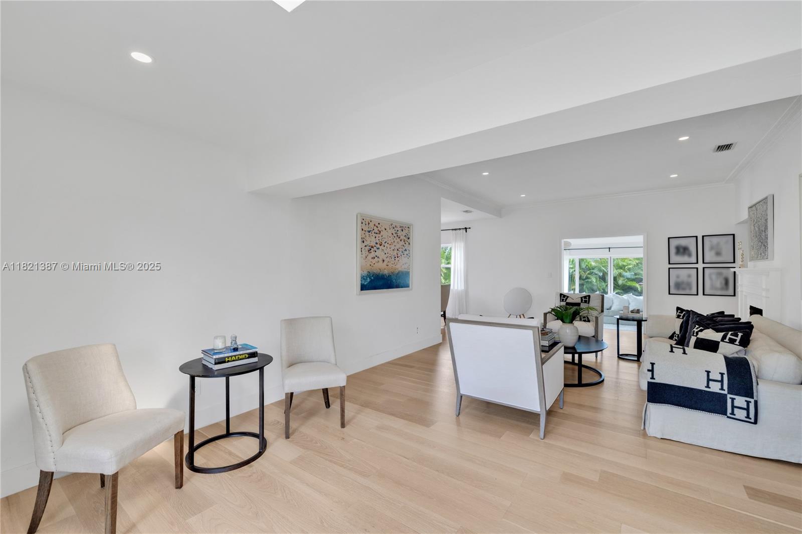 7431 Coquina Dr