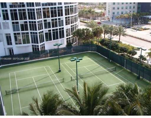 TRUMP ROYALE CONDO - Residential Lease