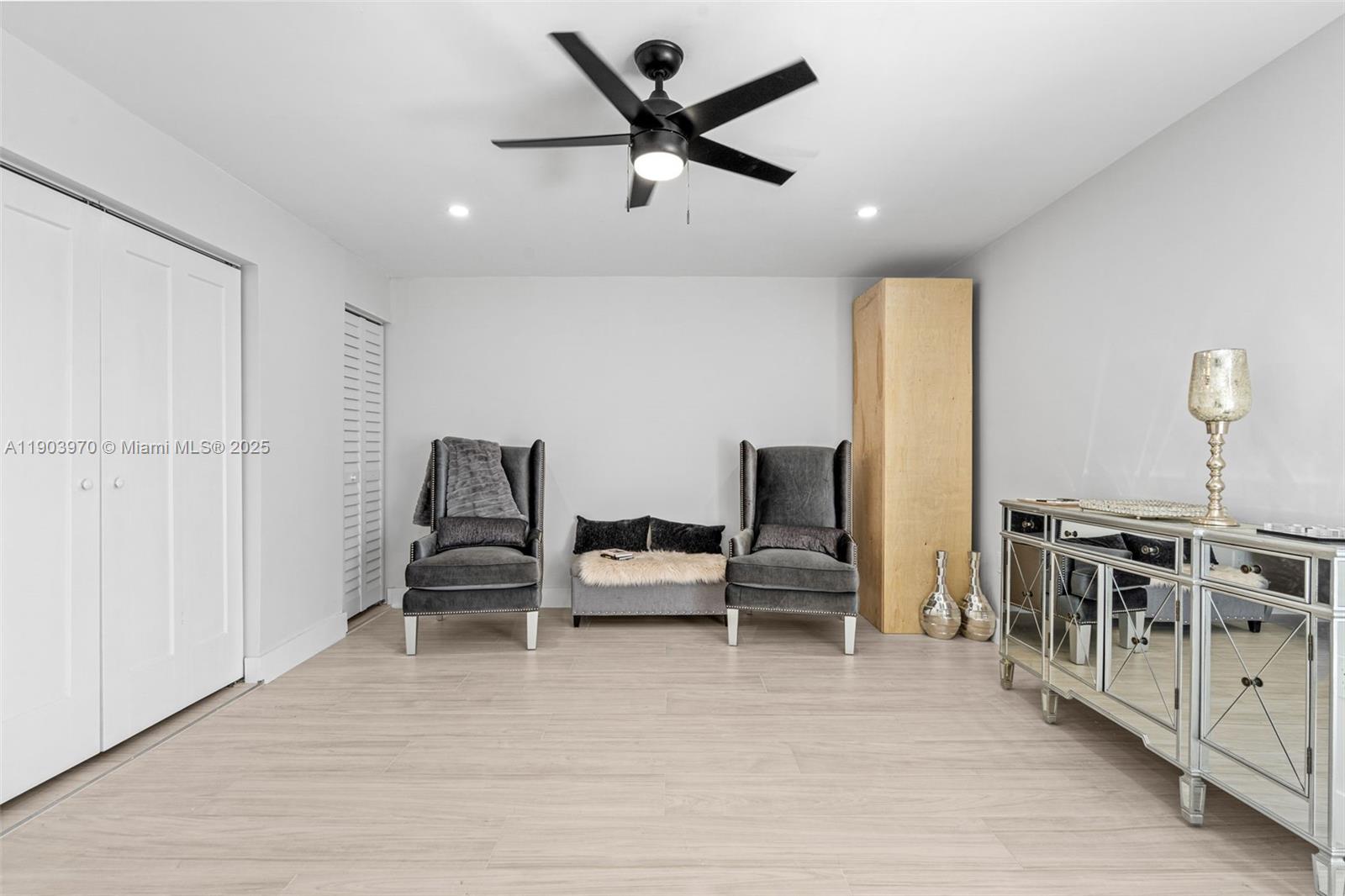 WEITZER SHAUNA MEADOWS SE - Residential