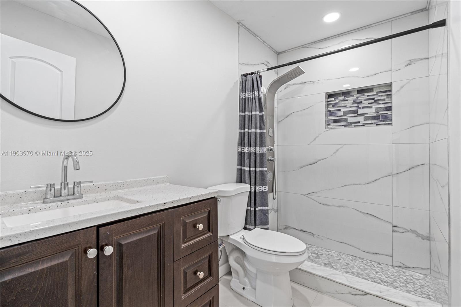 WEITZER SHAUNA MEADOWS SE - Residential