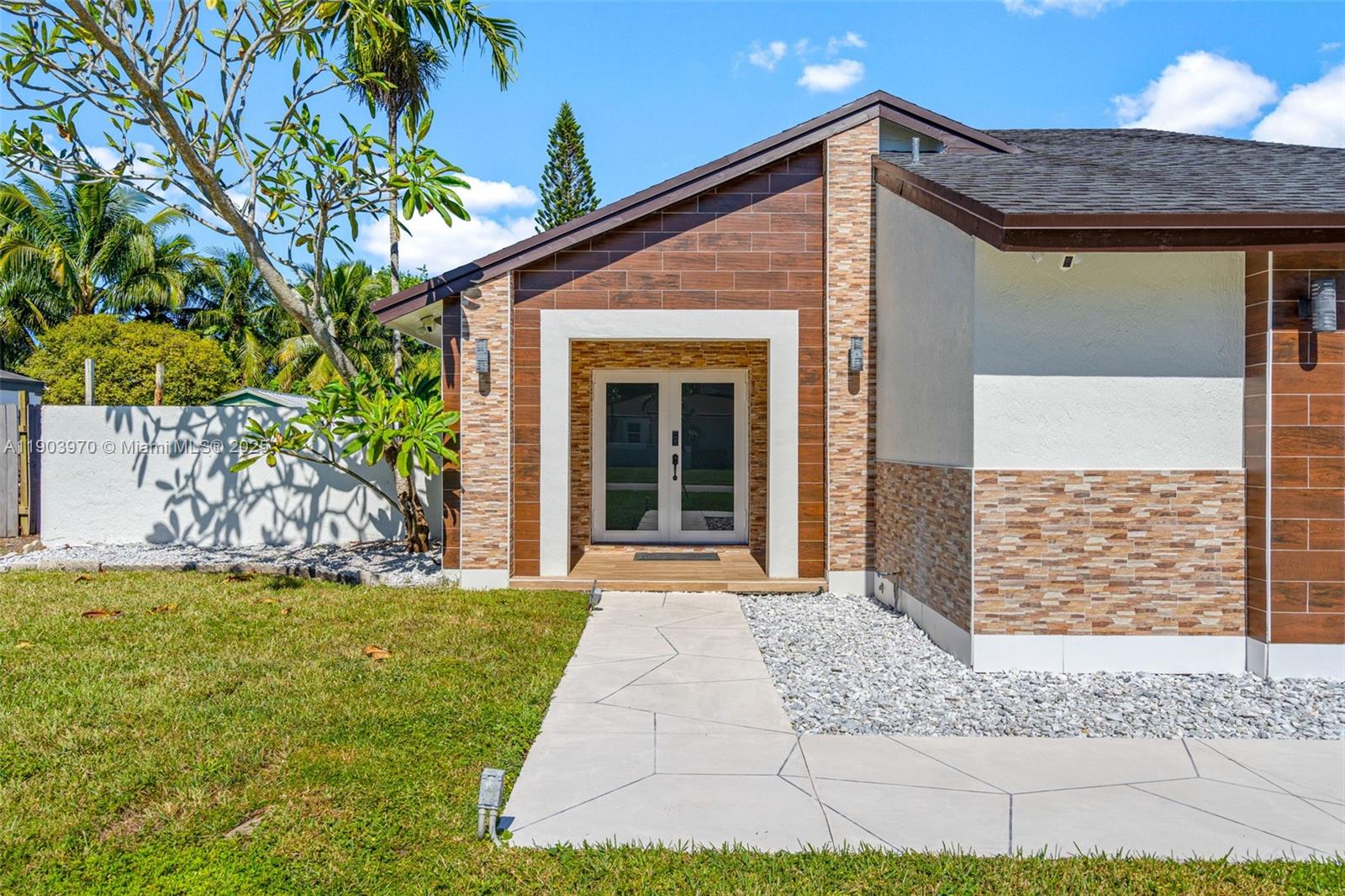 WEITZER SHAUNA MEADOWS SE - Residential