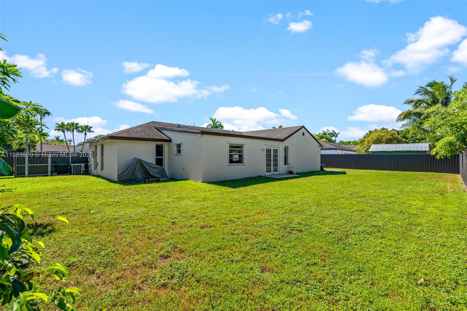 WEITZER SHAUNA MEADOWS SE - Residential