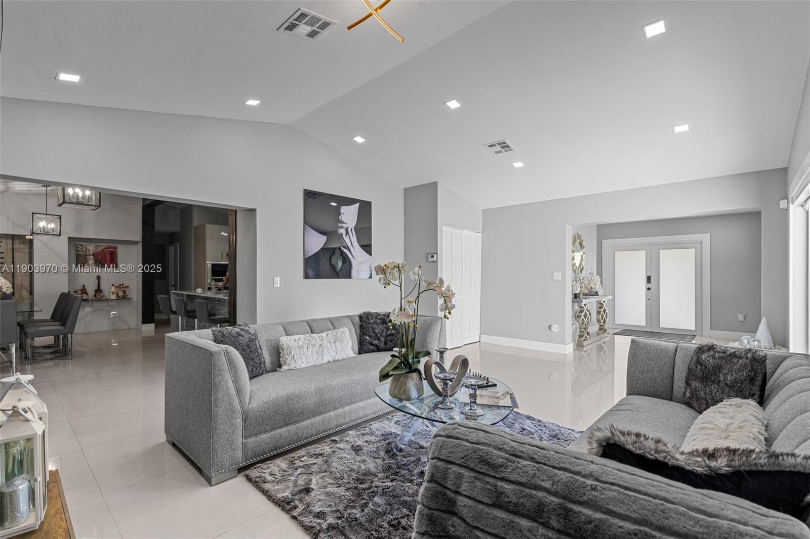 WEITZER SHAUNA MEADOWS SE - Residential