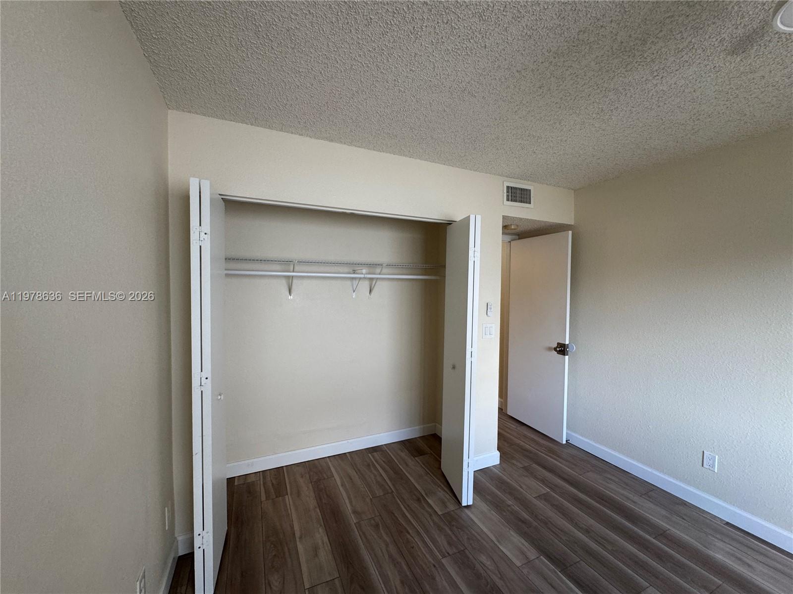 VISCONTI CONDO - Residential Lease