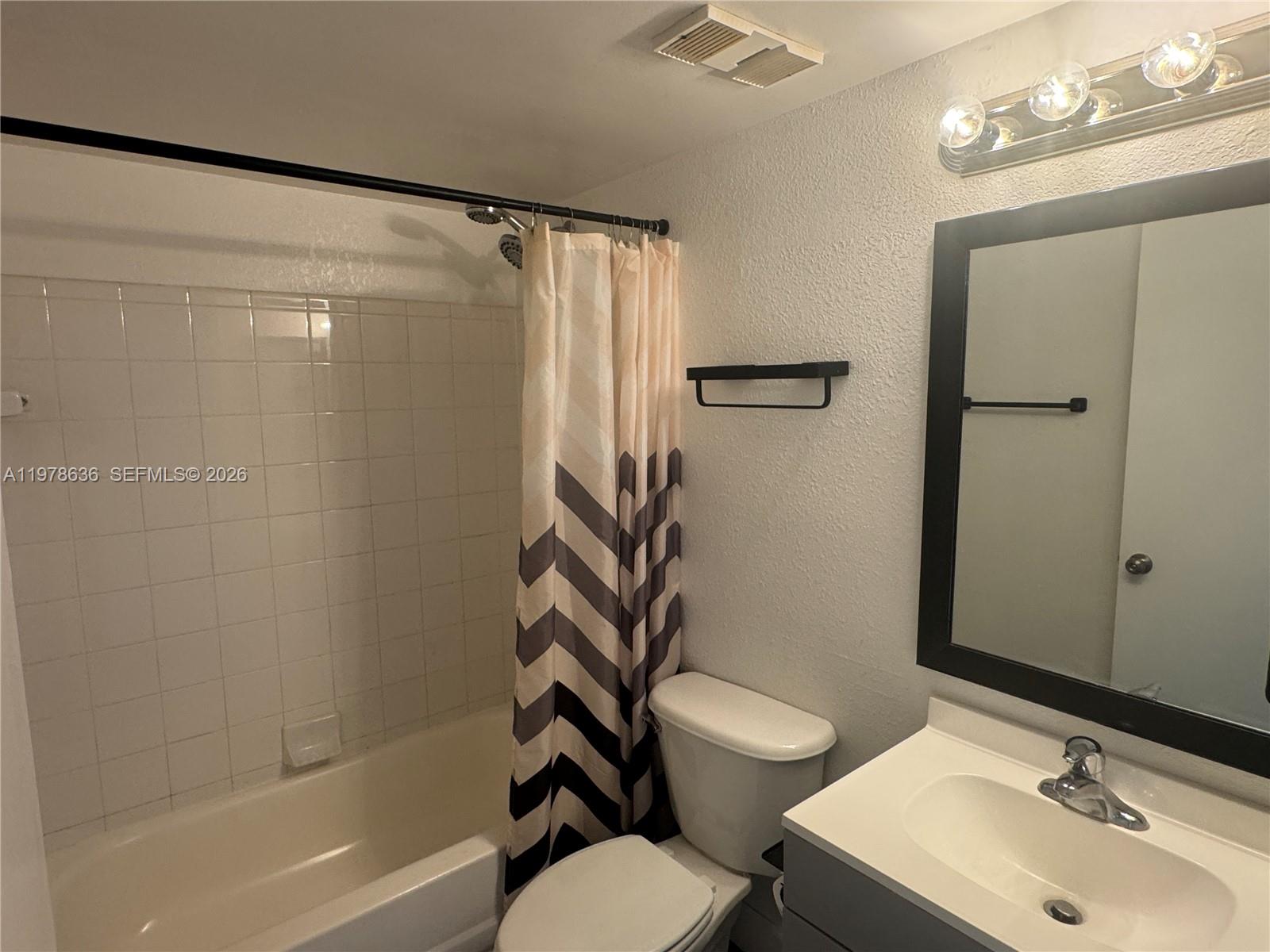 VISCONTI CONDO - Residential Lease