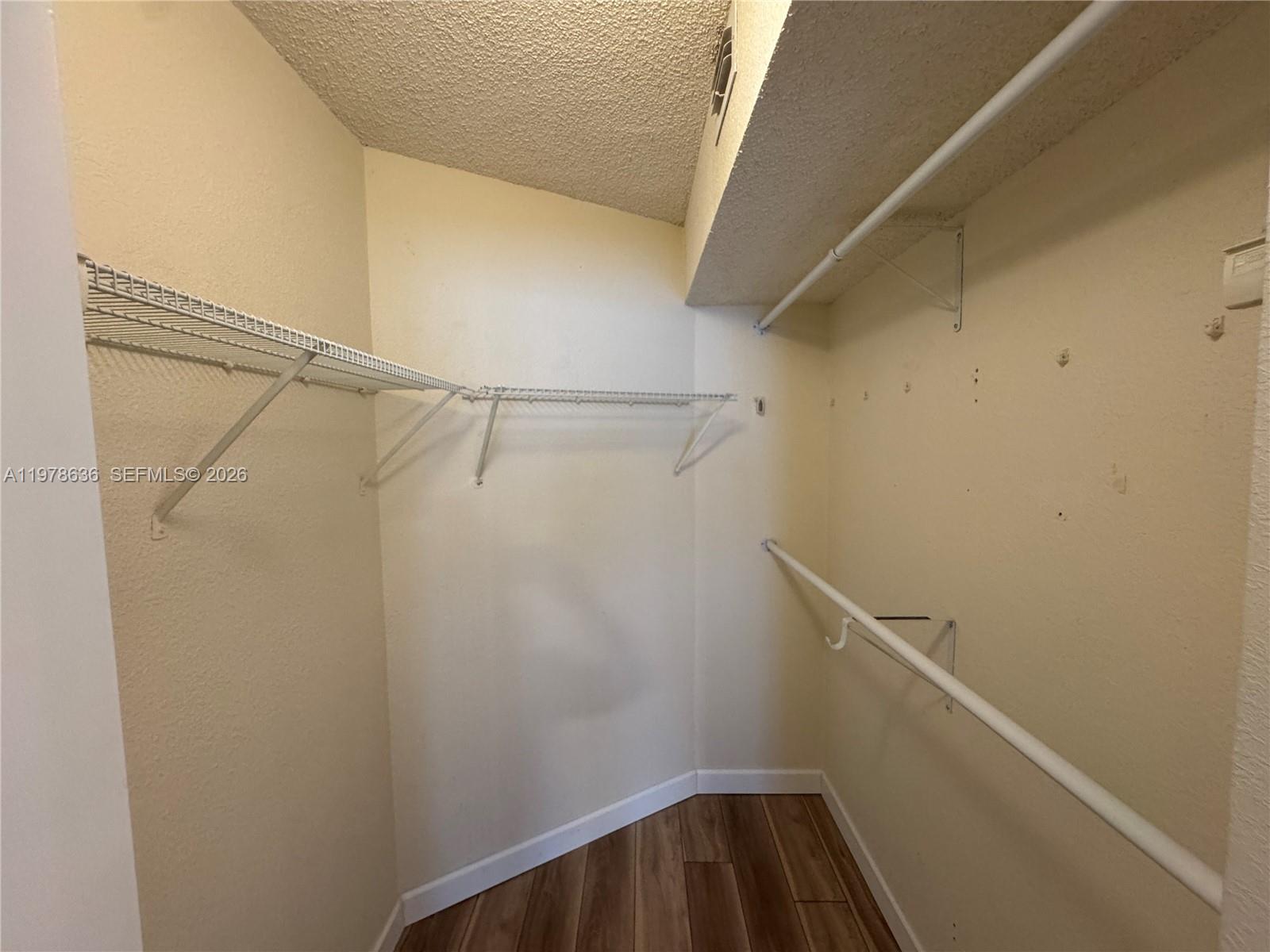 VISCONTI CONDO - Residential Lease