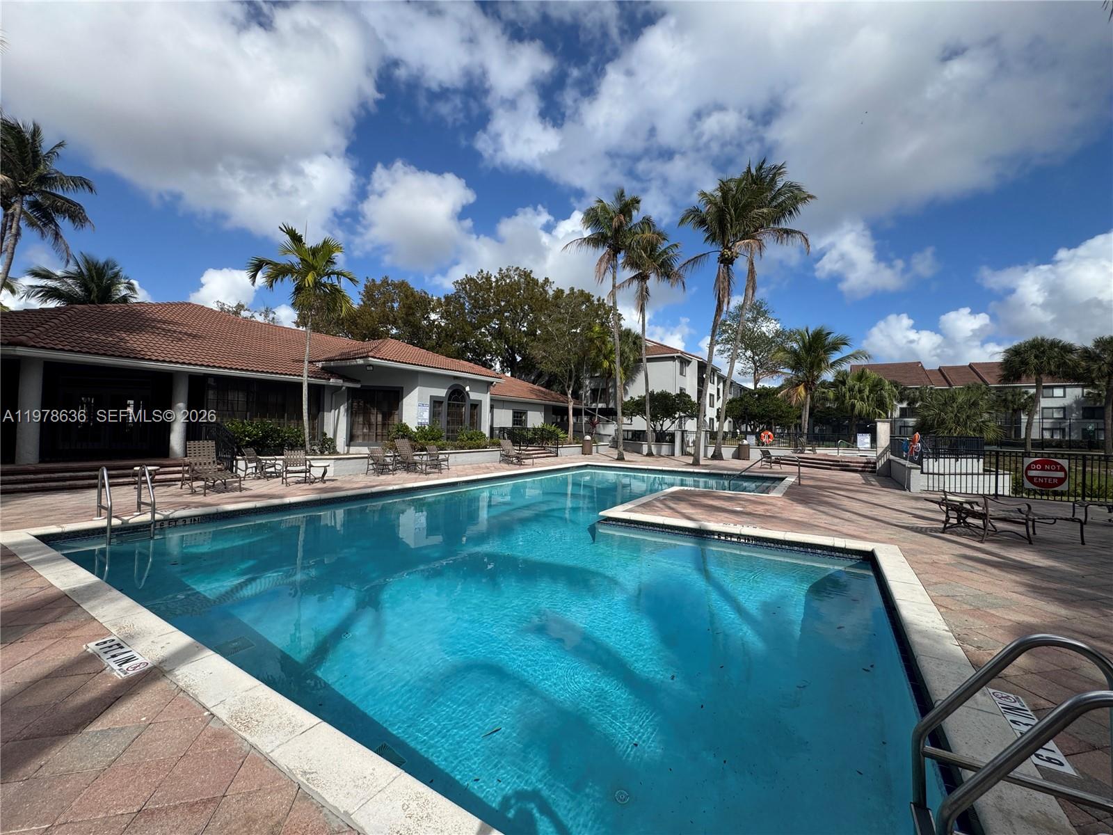 VISCONTI CONDO - Residential Lease