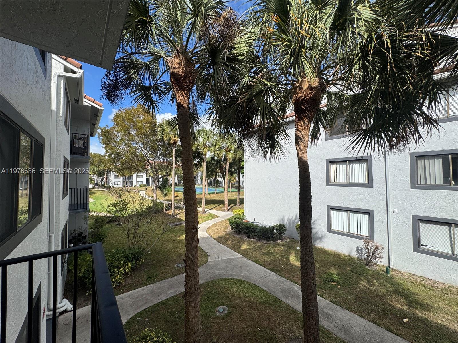 VISCONTI CONDO - Residential Lease