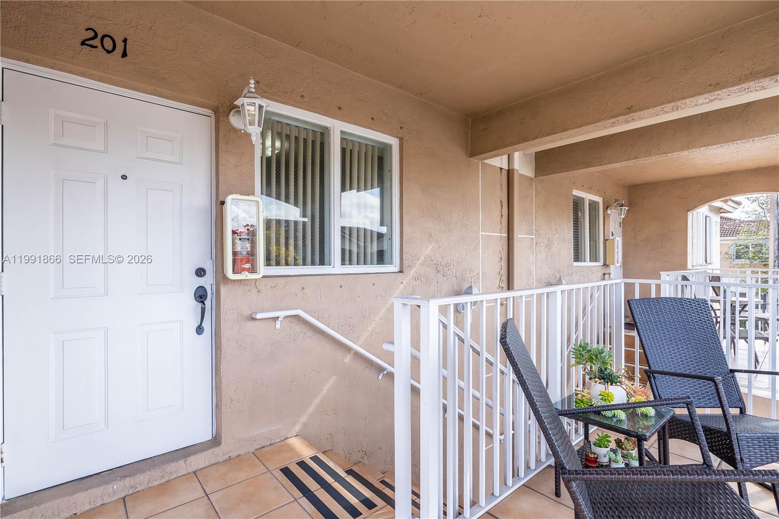 LOS PORTALES SEC B CONDO - Residential