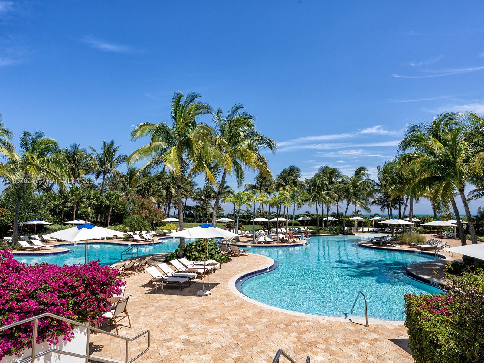 CONTINUUM ON SOUTH BEACH - Residential