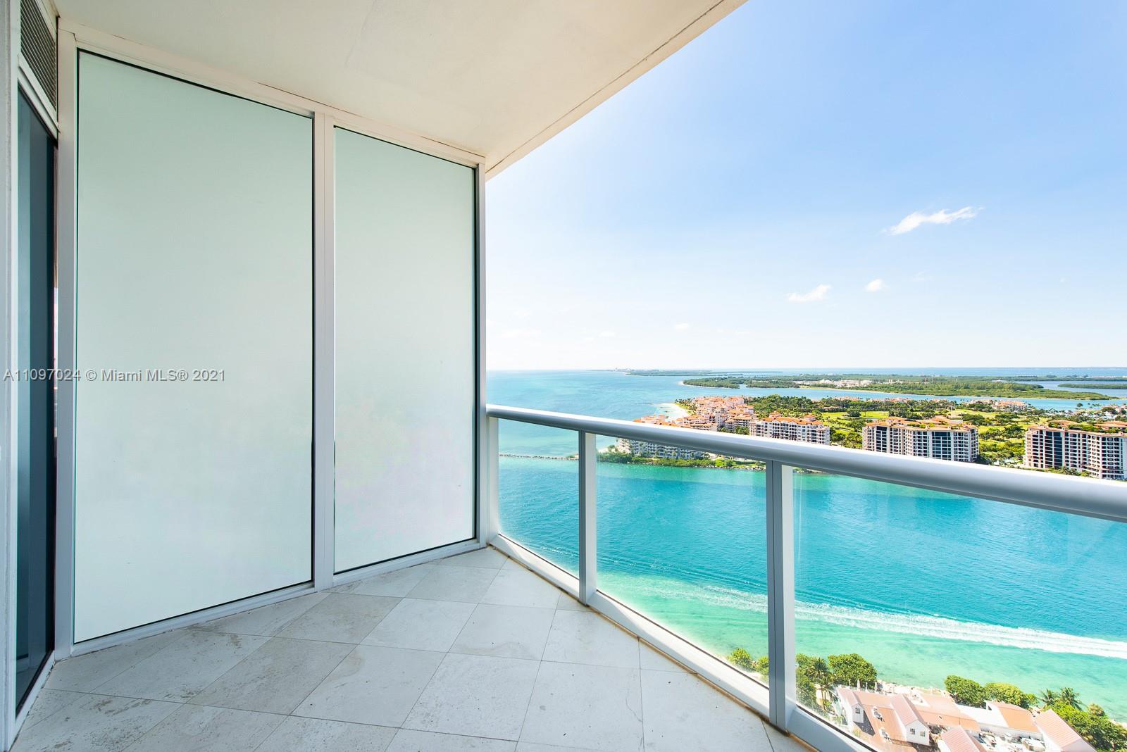 CONTINUUM ON SOUTH BEACH - Residential