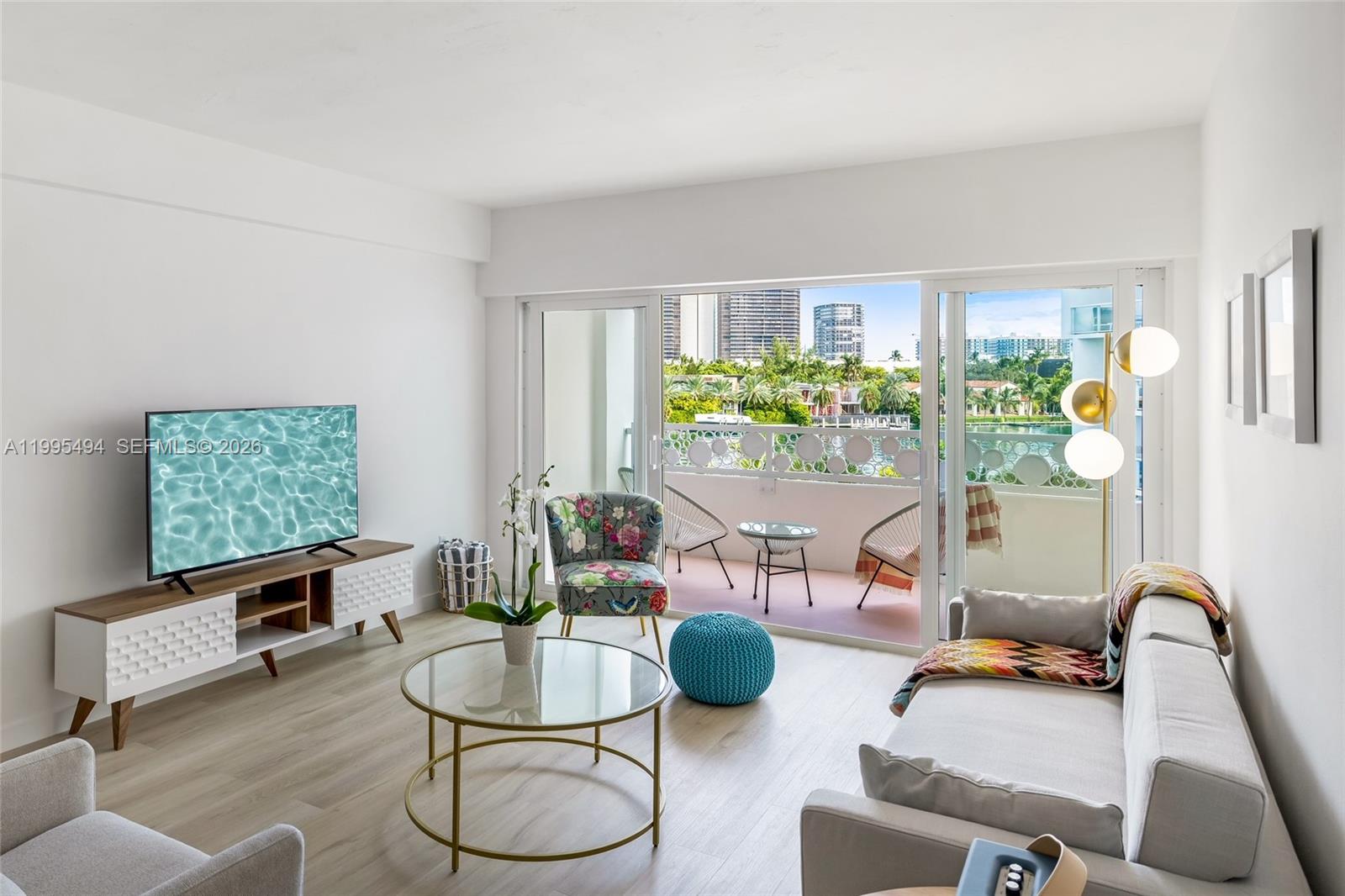 9881 E Bay Harbor Dr 502