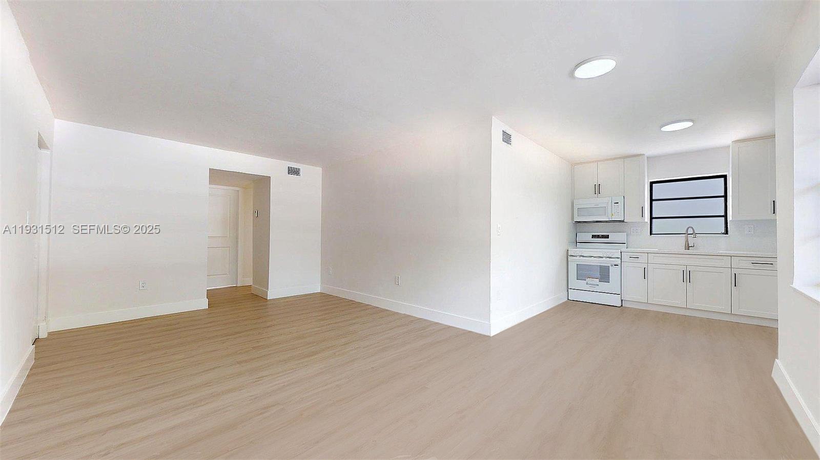 HIALEAH CLUB SUB - Residential Lease