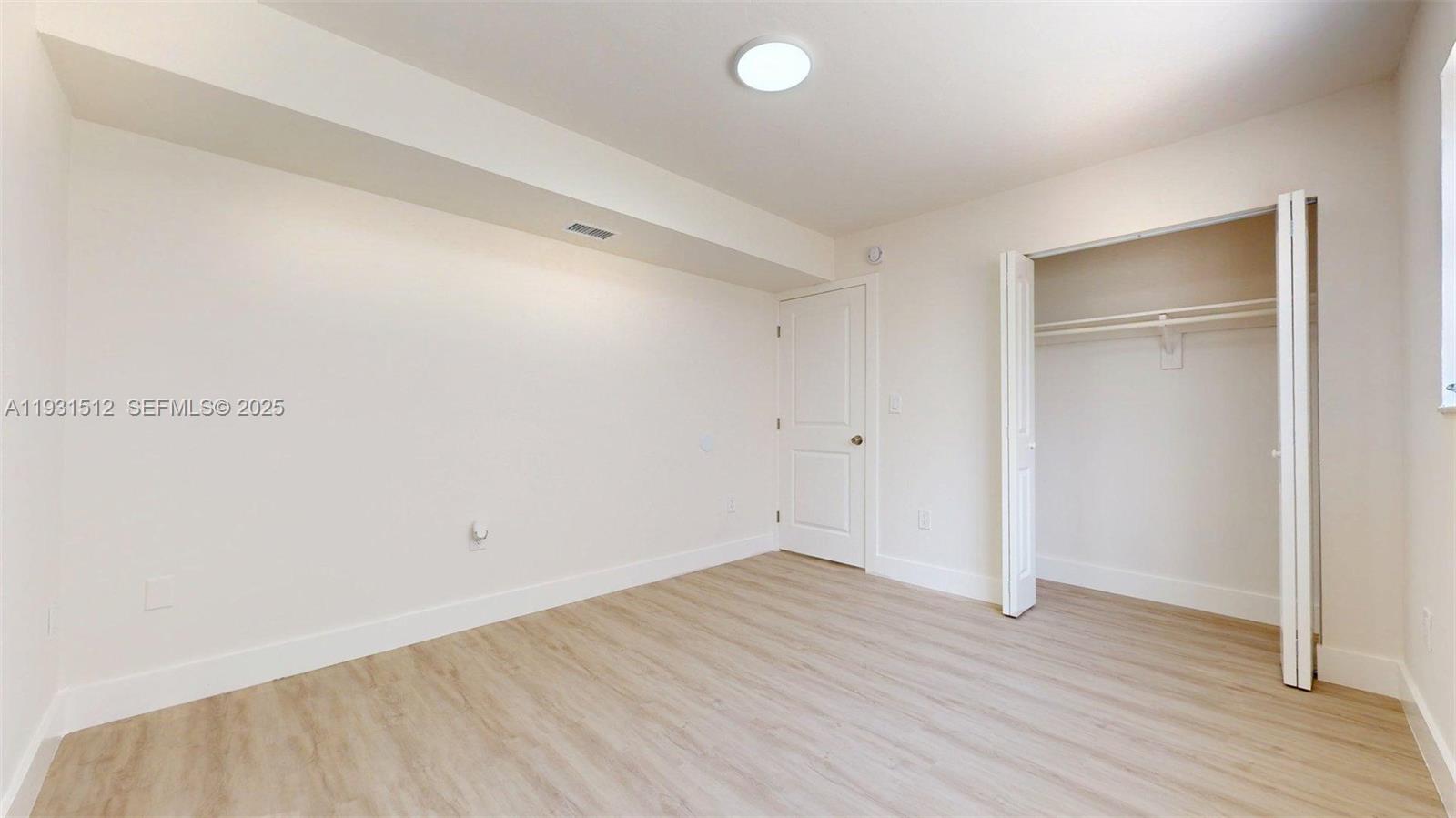 HIALEAH CLUB SUB - Residential Lease