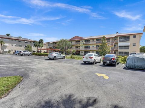 Photo of 5300 Washington St #Q307, Hollywood, FL 33021 (MLS # A11871181)