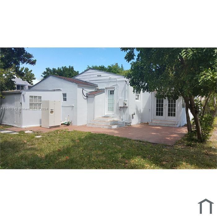 HOLLYWOOD - Residential Lease