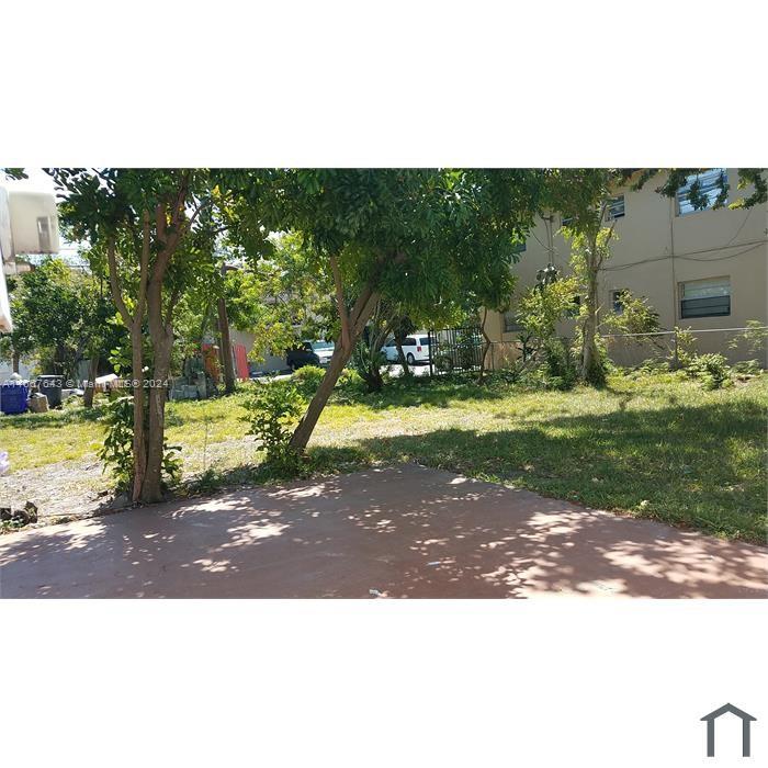 HOLLYWOOD - Residential Lease