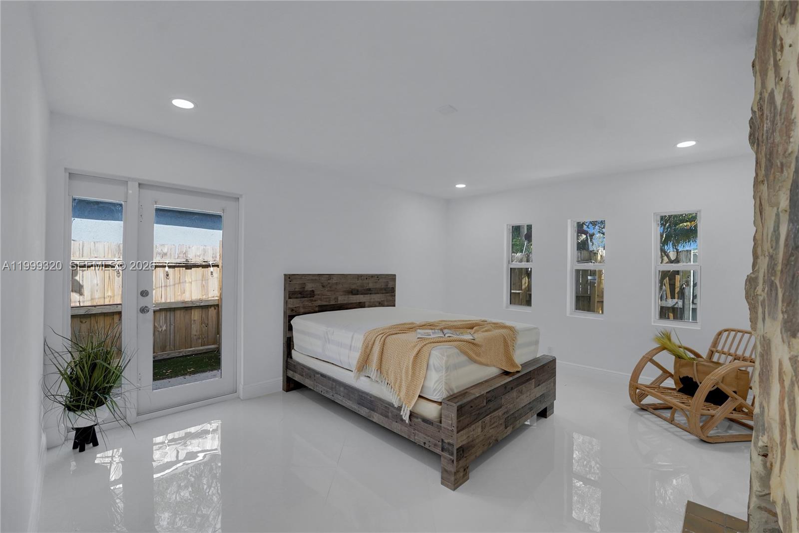 VINIK NO 2 - Residential Lease