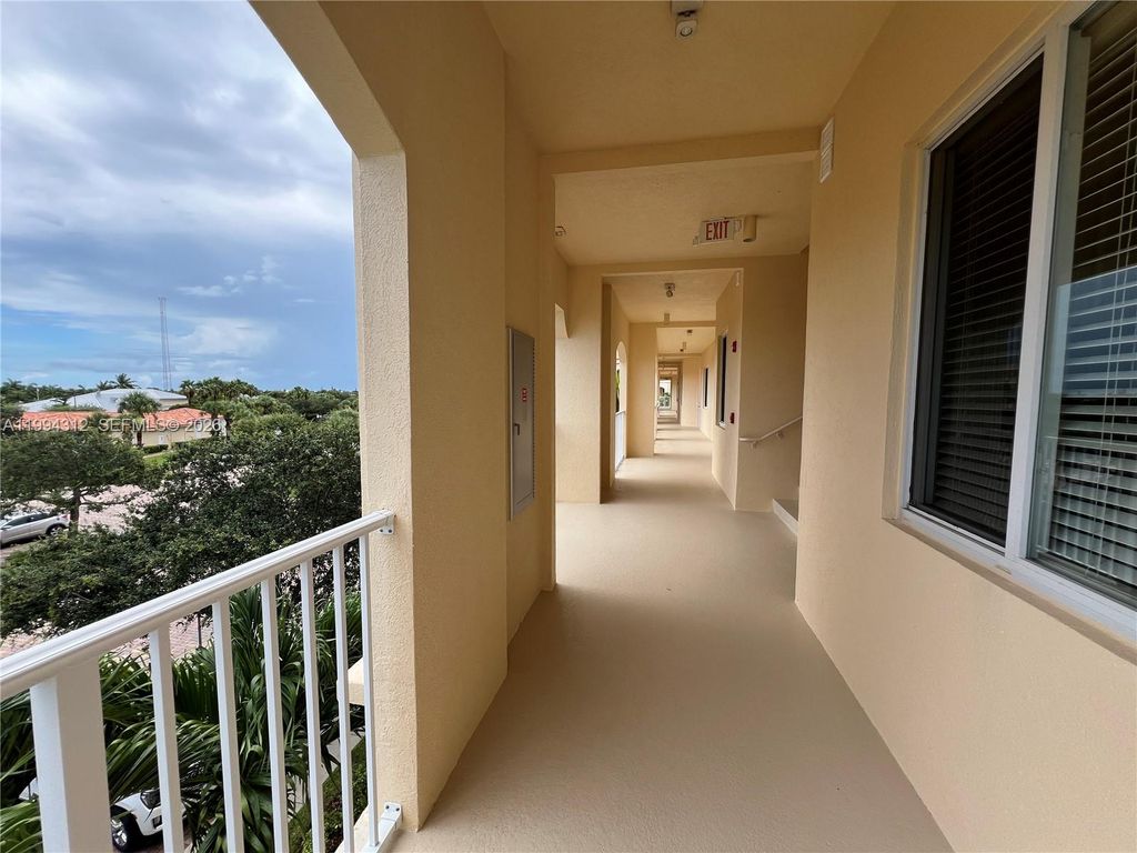 Photo of 5 E Harbour Isle #306, Fort Pierce, FL 34949 (MLS # A11994312)
