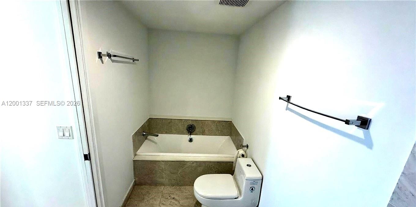 ARIA ON THE BAY CONDO - Residential Lease