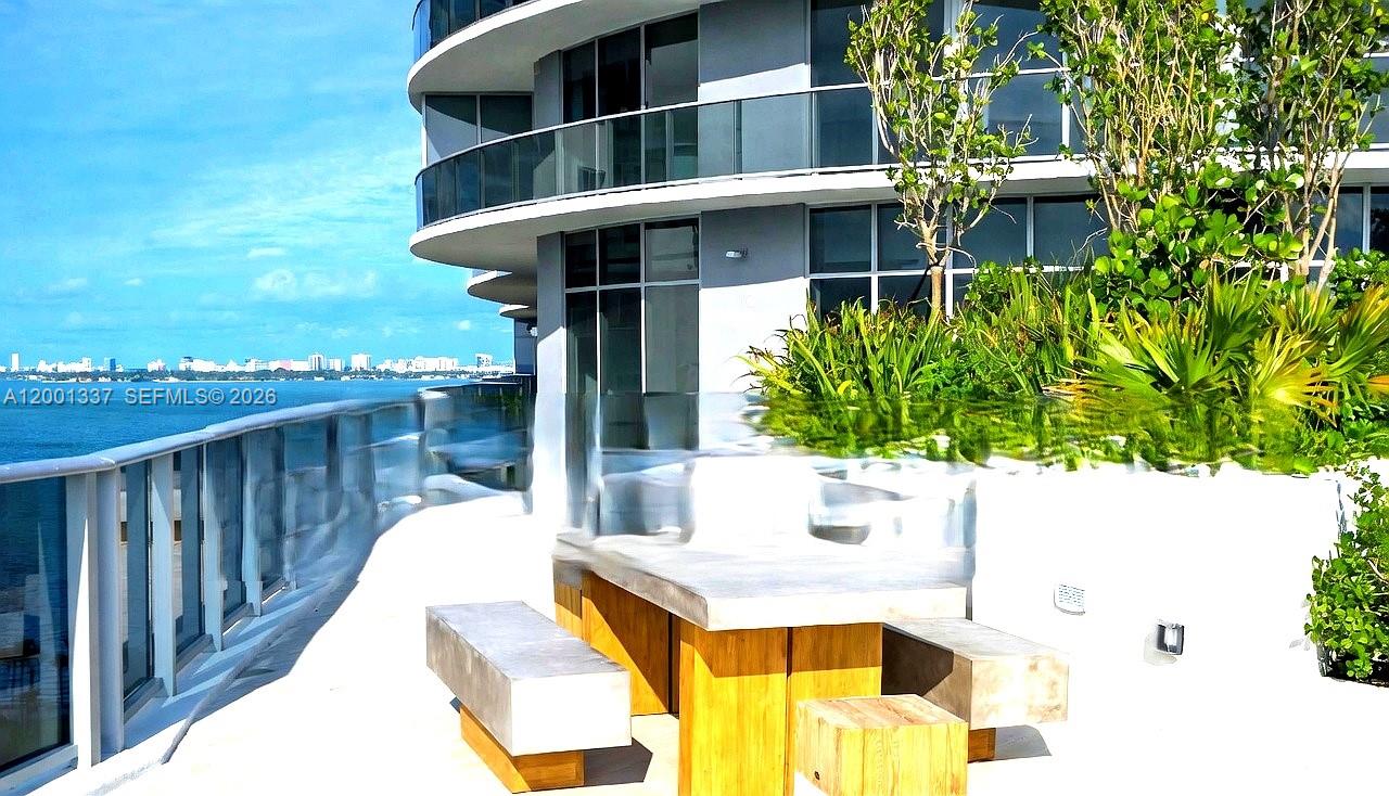 ARIA ON THE BAY CONDO - Residential Lease