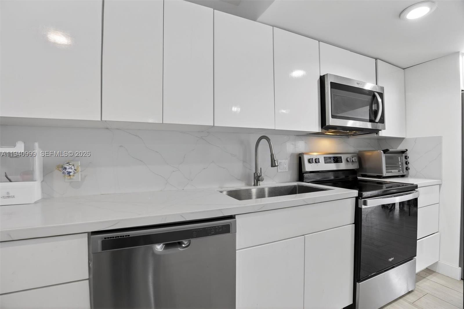 BRIDGEPOINT - Residential