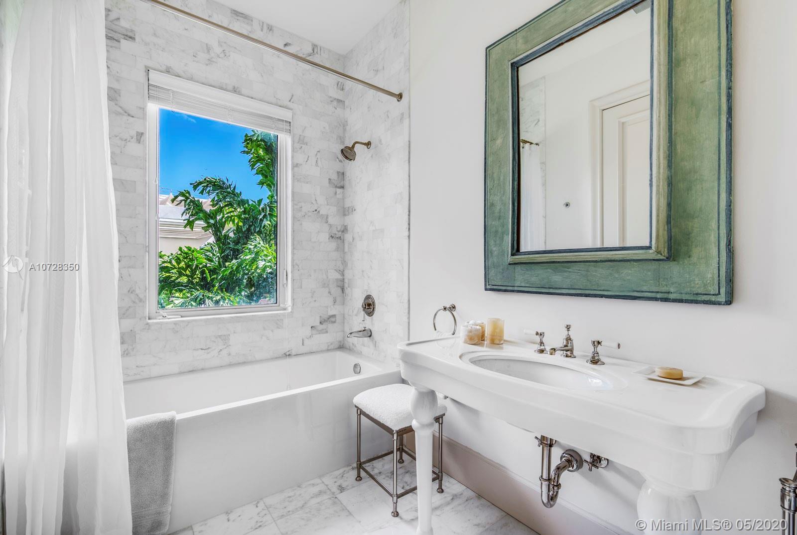 STAR ISLAND - Residential