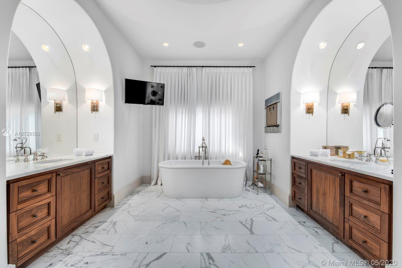 STAR ISLAND - Residential