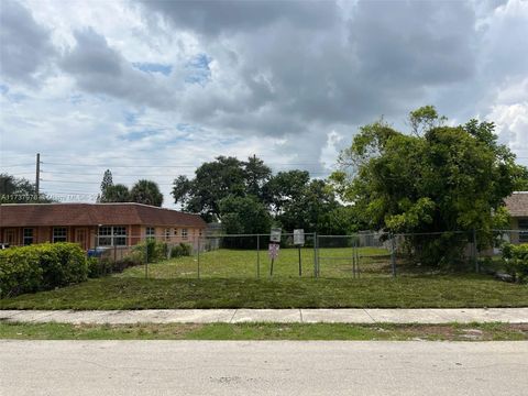 1615 NW 8th Ave Fort Lauderdale FL 33311