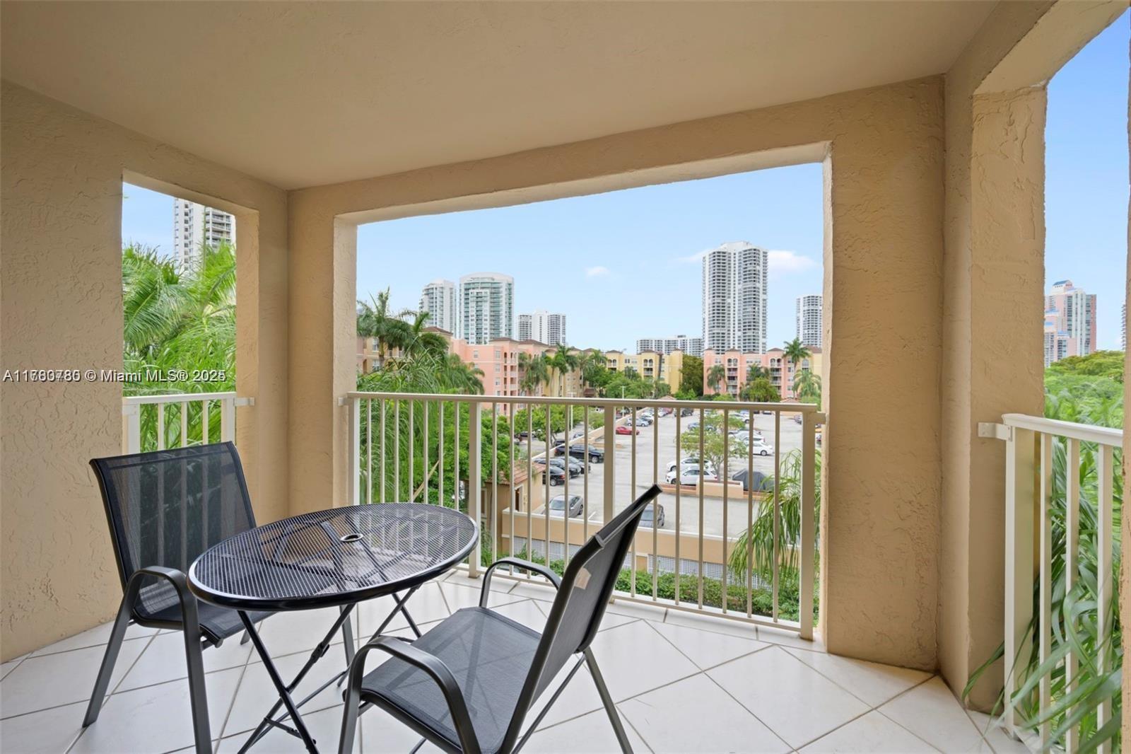 Rental Property at 19701 E Country Club Dr 5501, Aventura, Miami-Dade County, Florida - Bedrooms: 2 
Bathrooms: 2  - $3,000 MO.