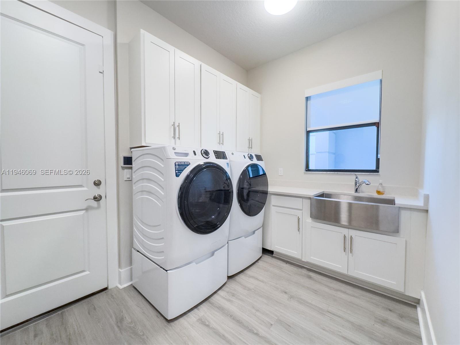 CRESSWIND PALM BEACH - Residential