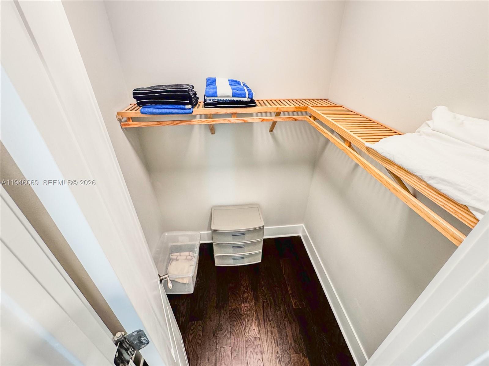 CRESSWIND PALM BEACH - Residential