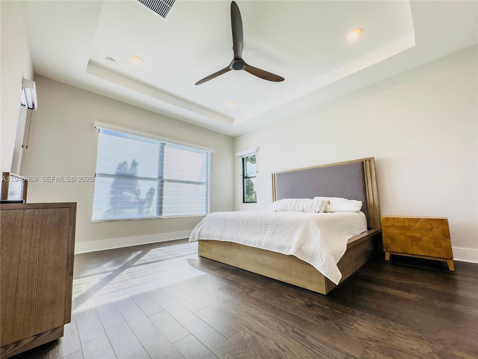 CRESSWIND PALM BEACH - Residential