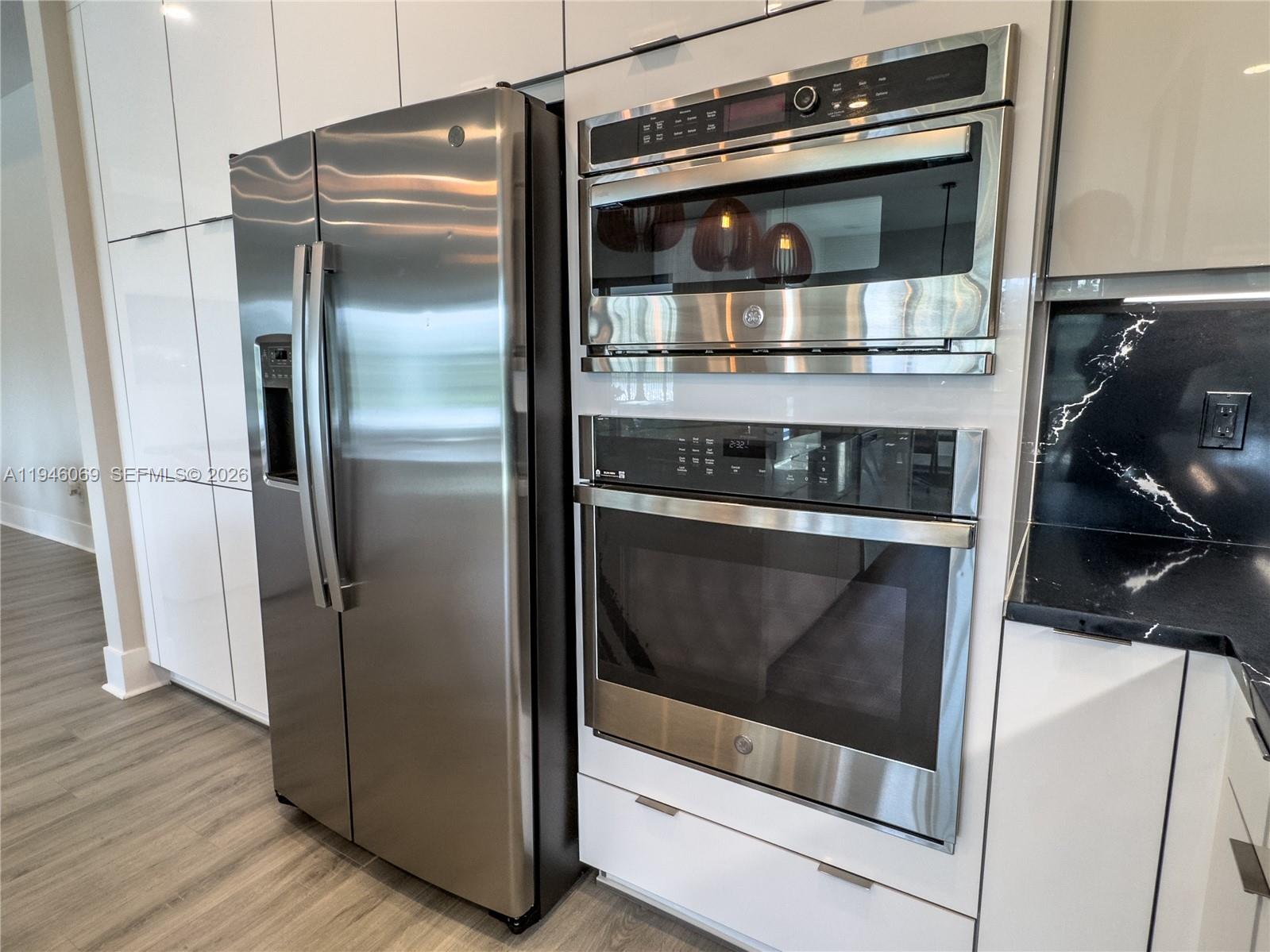 CRESSWIND PALM BEACH - Residential