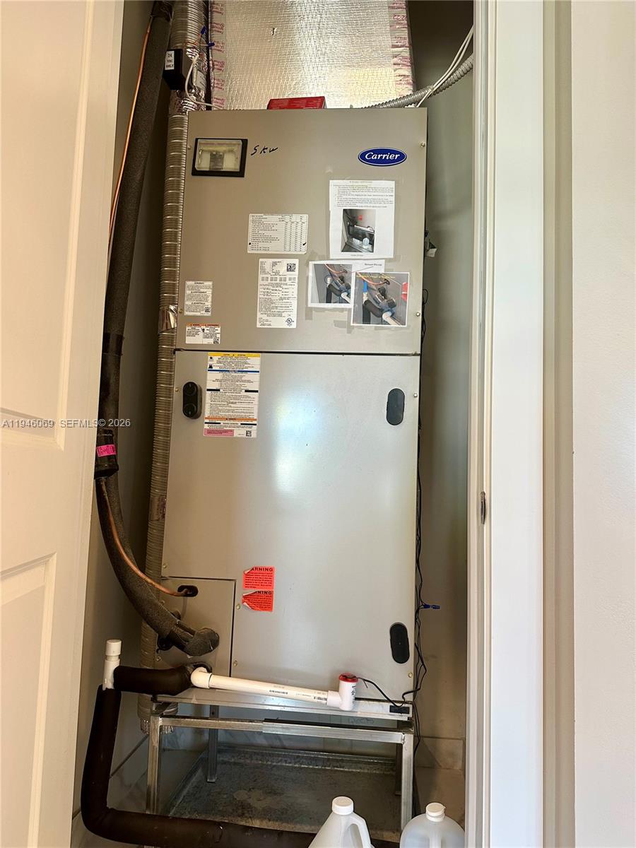 CRESSWIND PALM BEACH - Residential