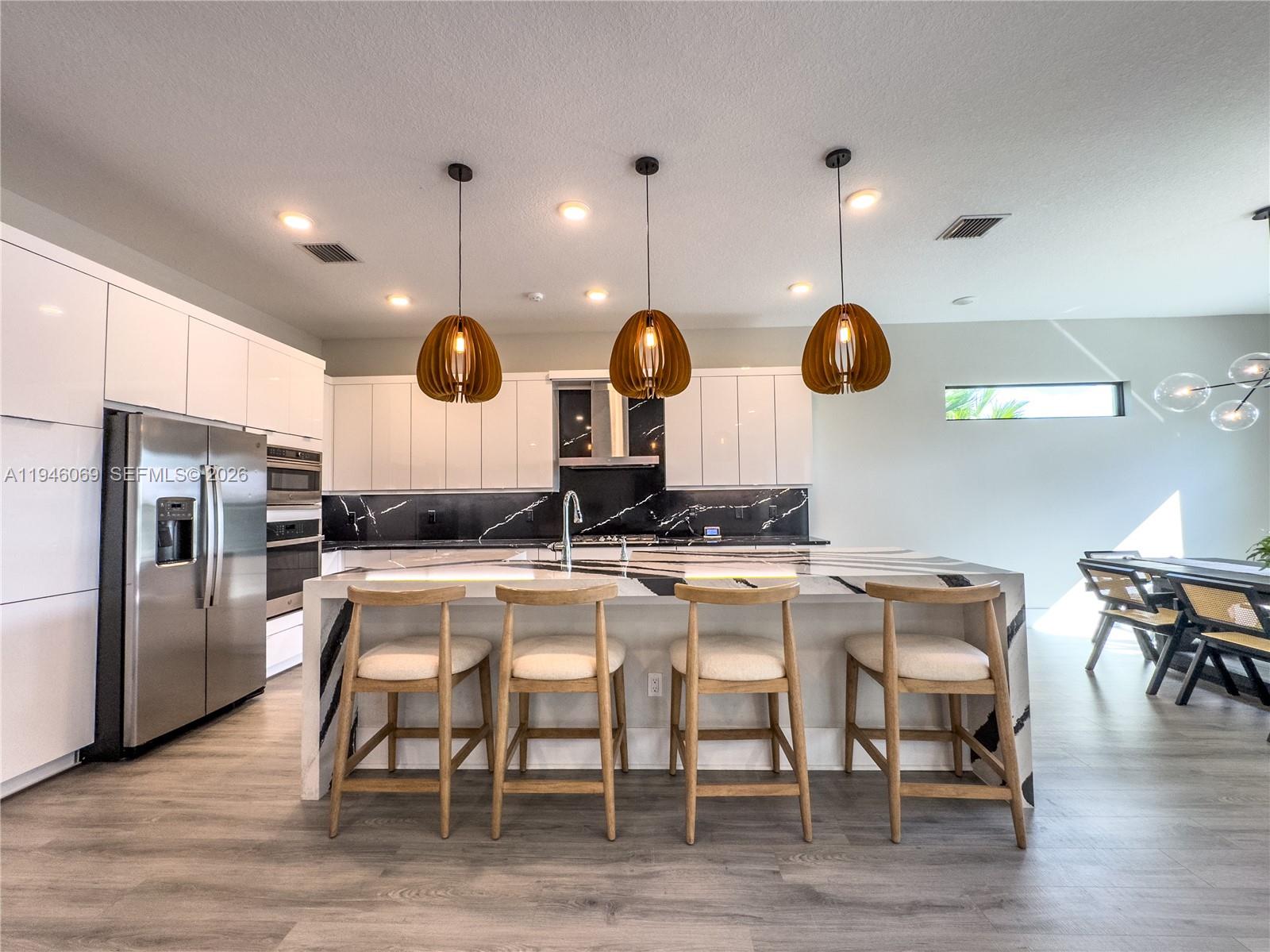 CRESSWIND PALM BEACH - Residential