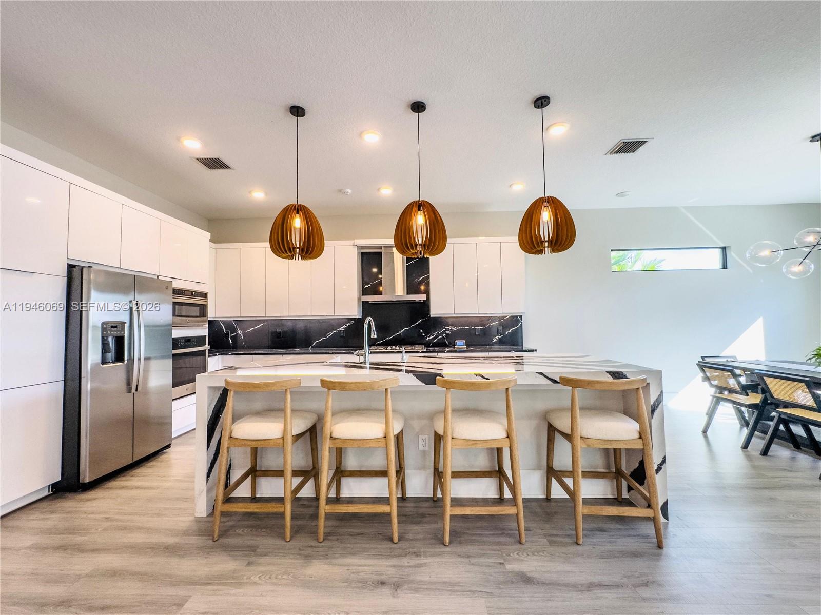 CRESSWIND PALM BEACH - Residential