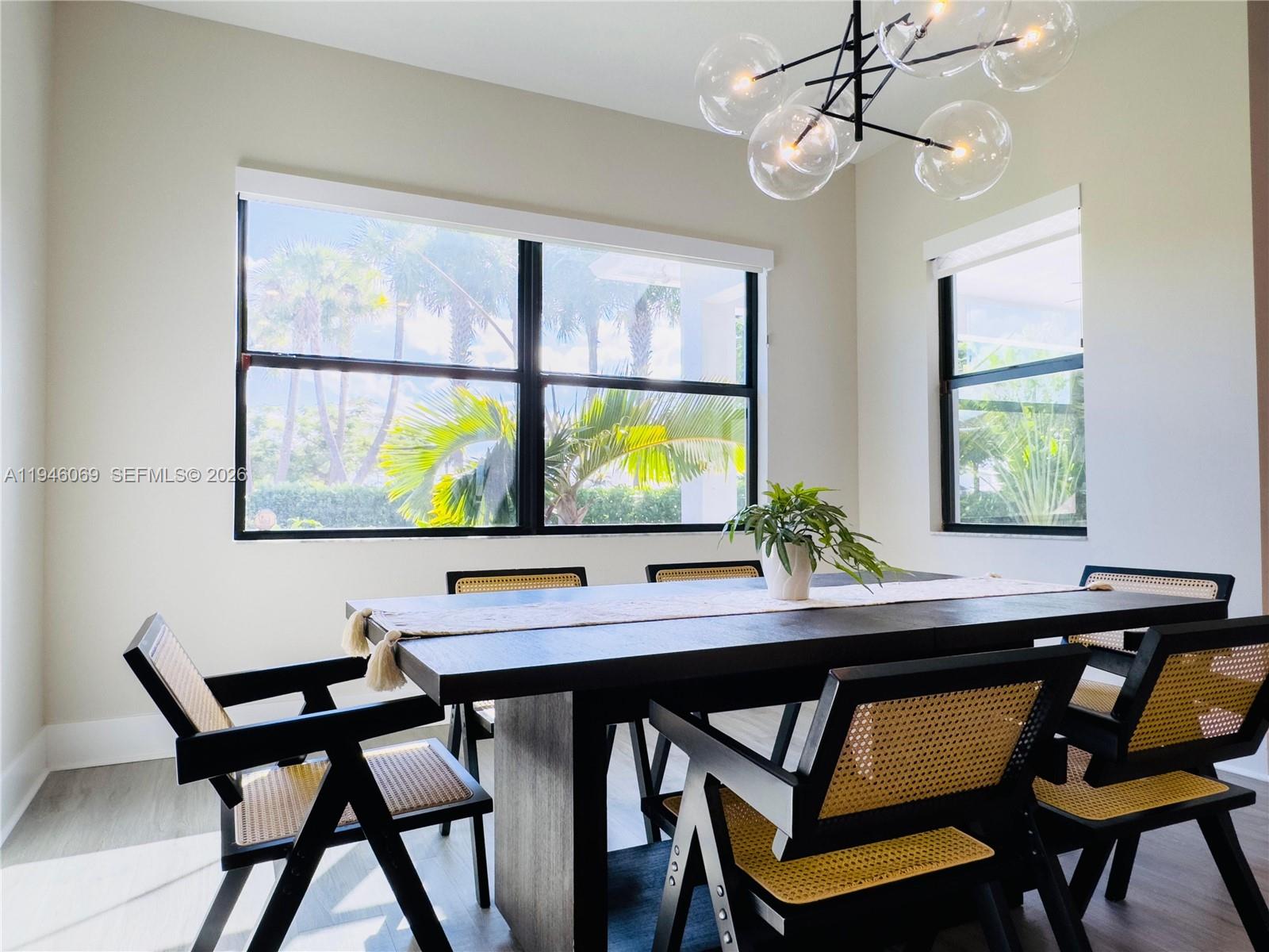 CRESSWIND PALM BEACH - Residential