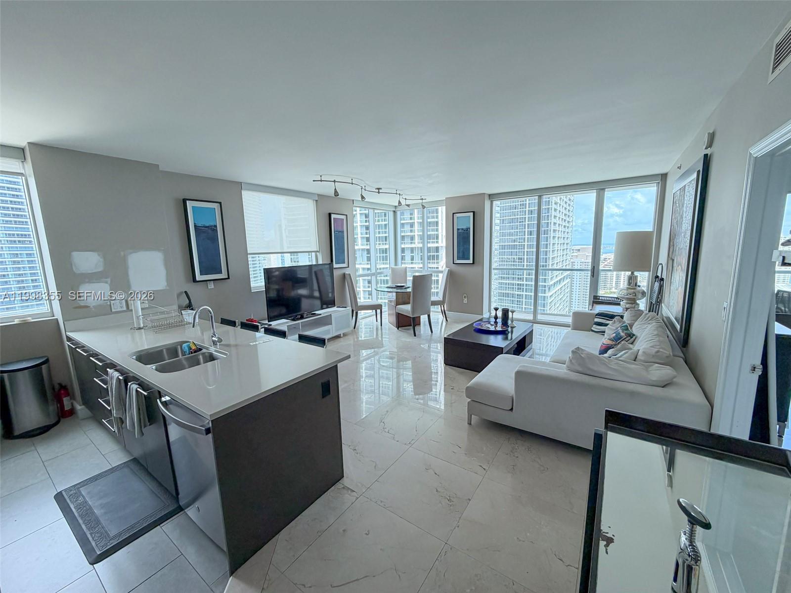 500 BRICKELL EAST CONDO - Residential Lease