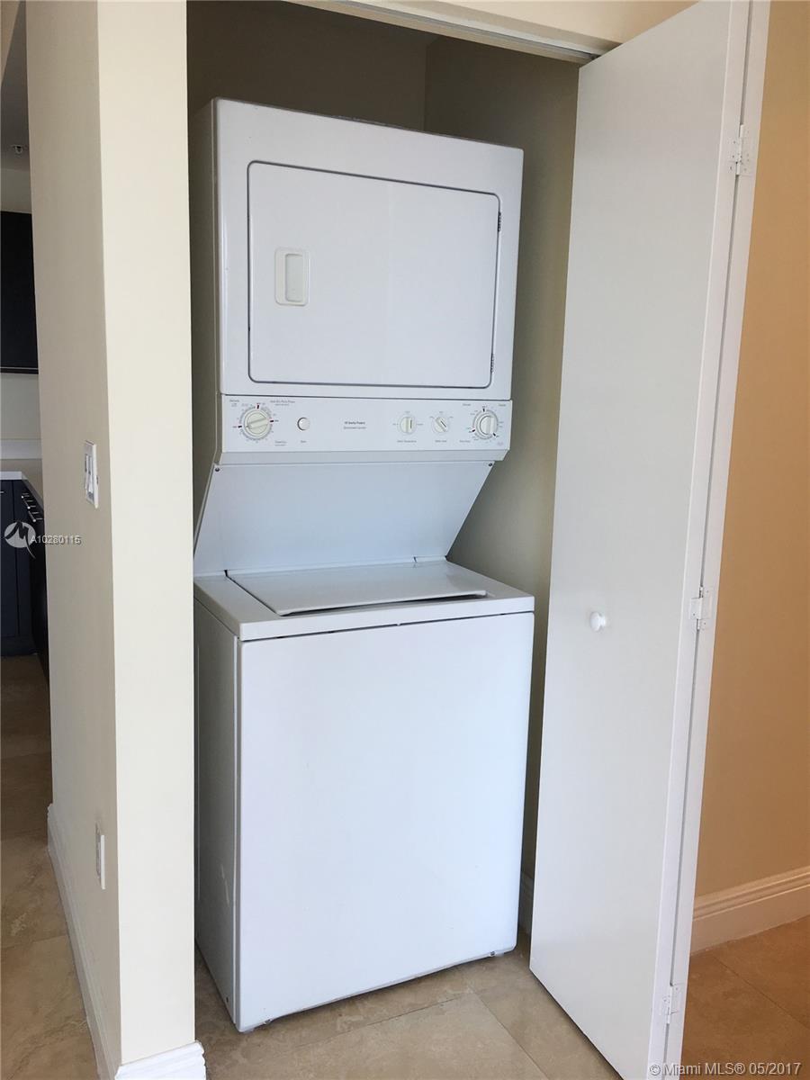 IVY CONDO - Residential Lease