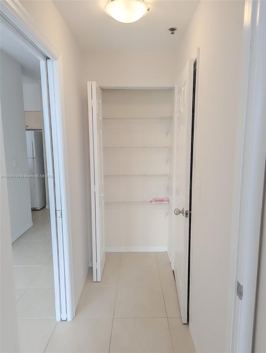 MONTECITO PALM BEACH COND - Residential