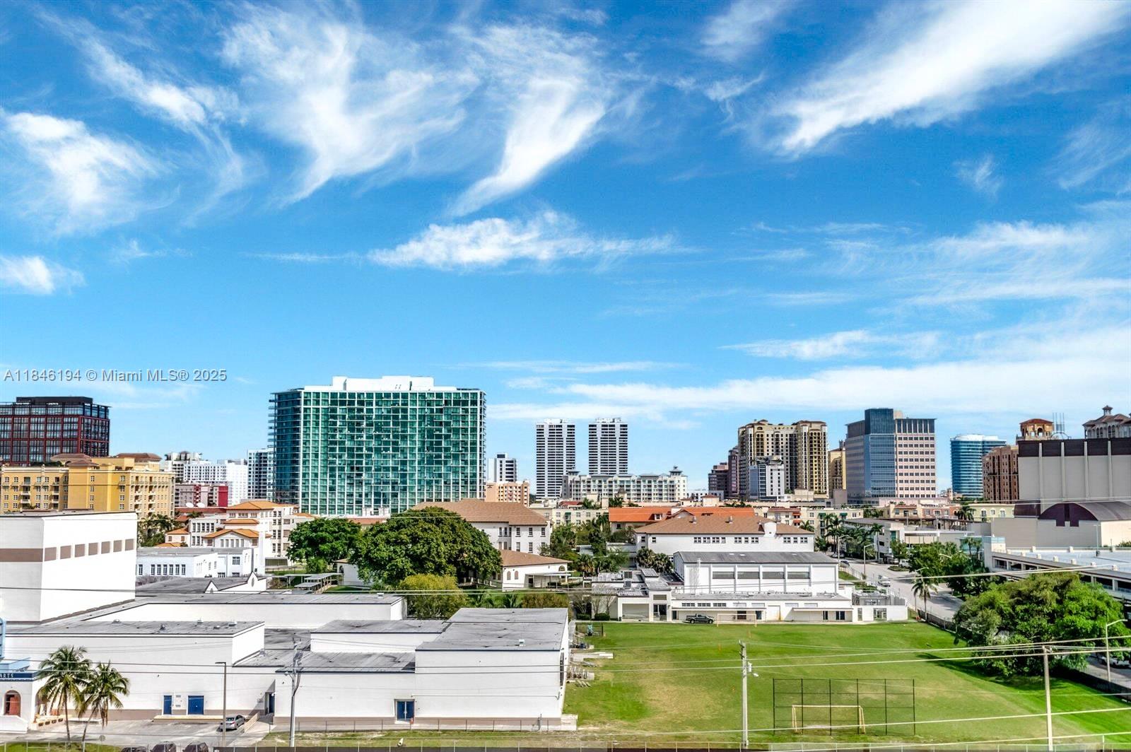 MONTECITO PALM BEACH COND - Residential