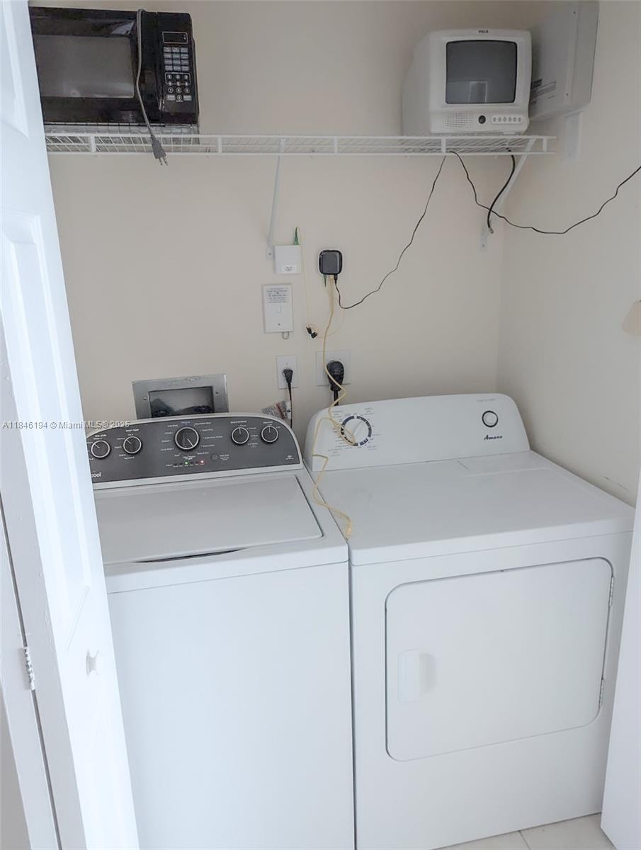 MONTECITO PALM BEACH COND - Residential