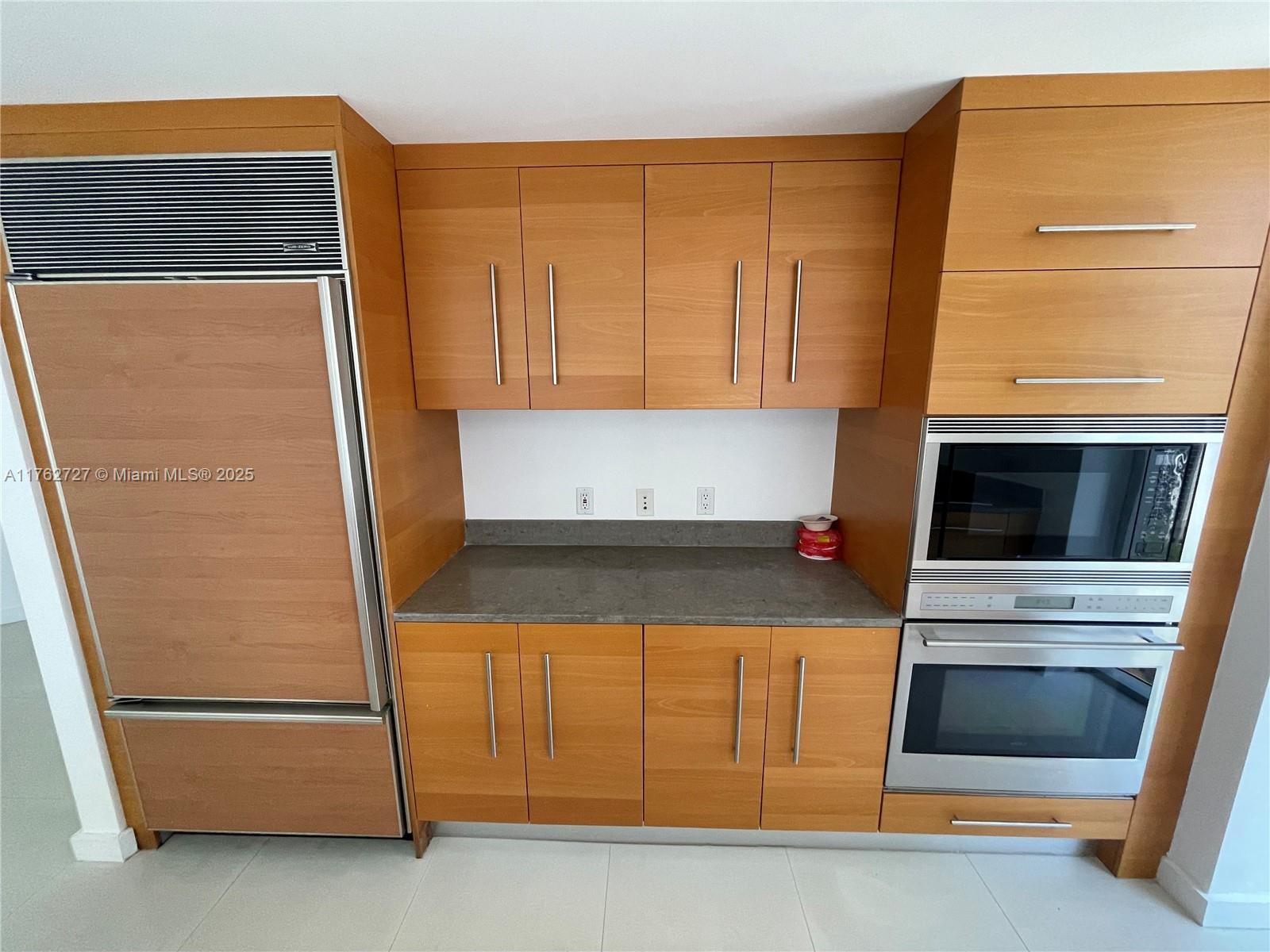 ICON BRICKELL NO TWO - Residential Lease