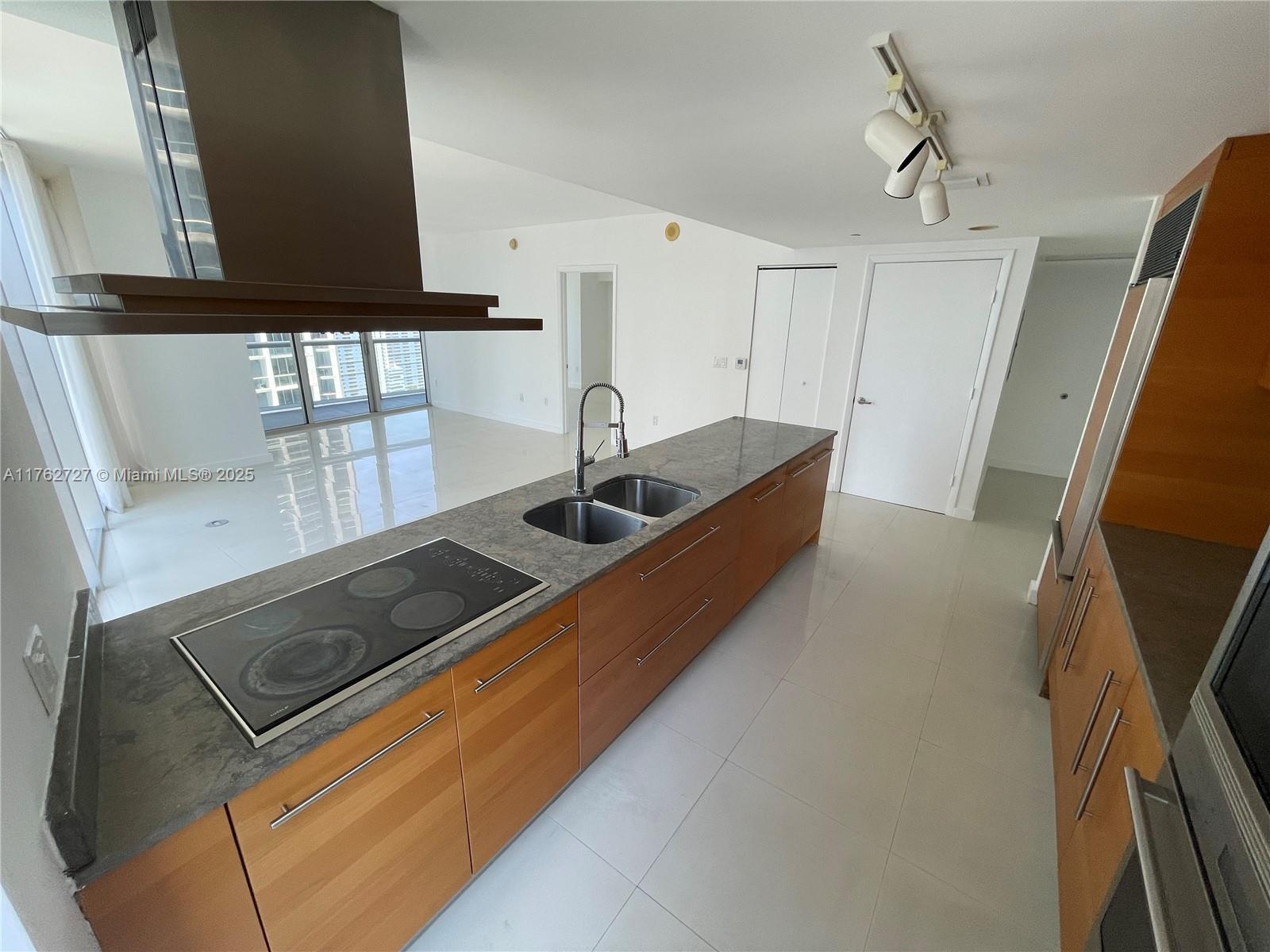 ICON BRICKELL NO TWO - Residential Lease