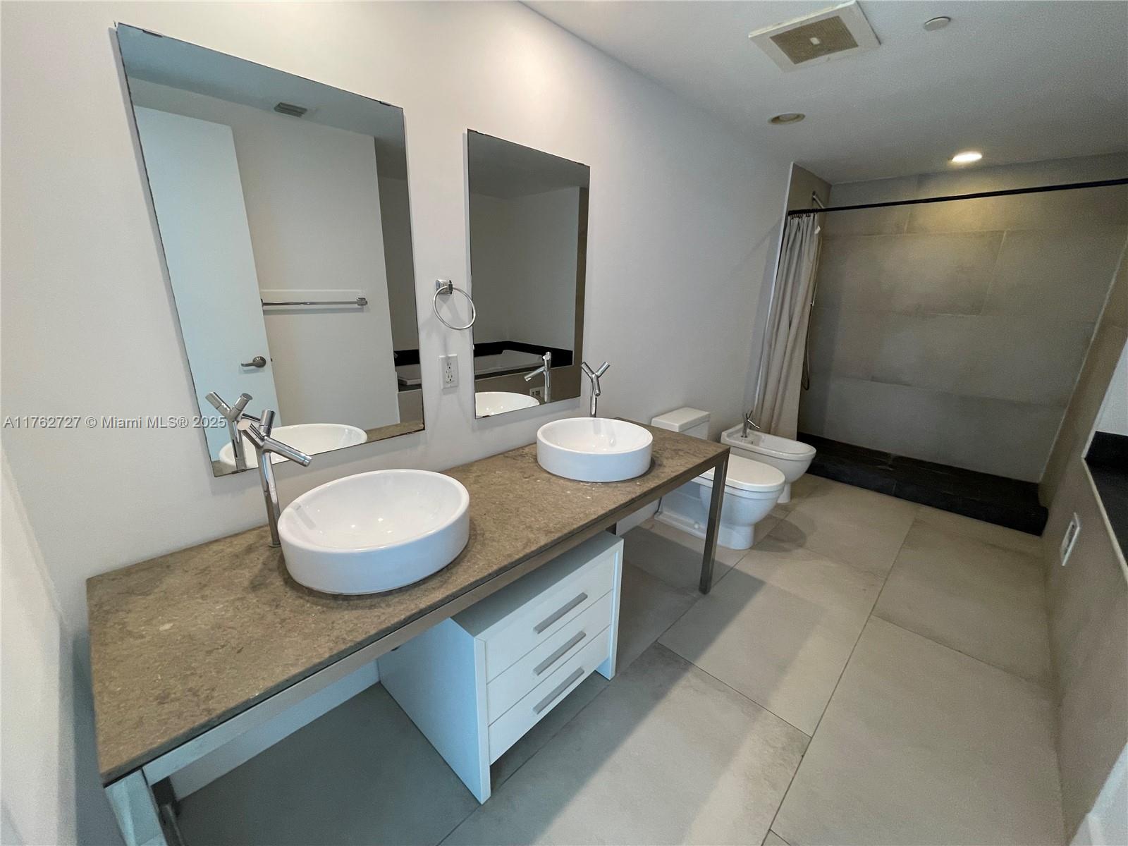 ICON BRICKELL NO TWO - Residential Lease