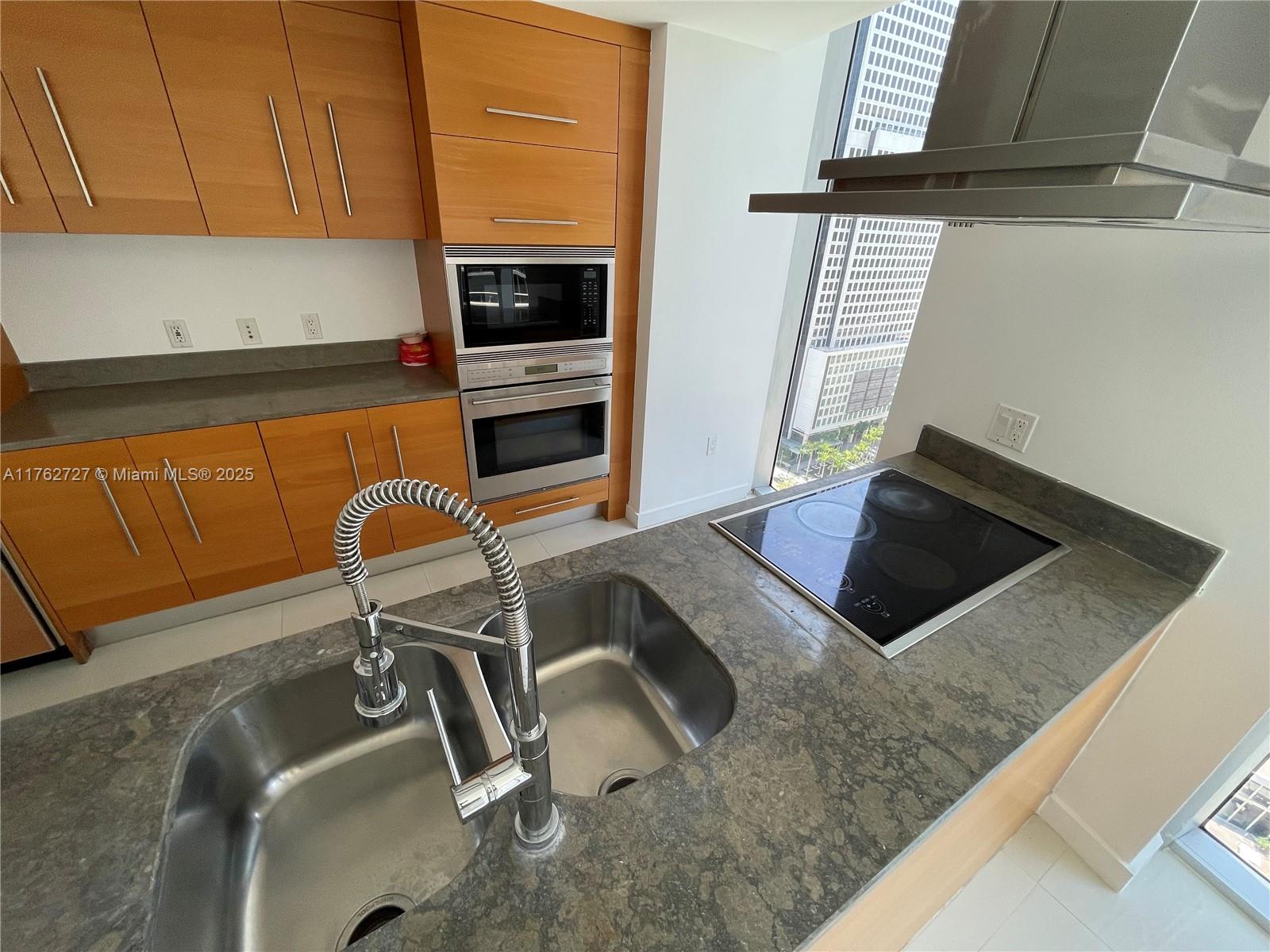 ICON BRICKELL NO TWO - Residential Lease